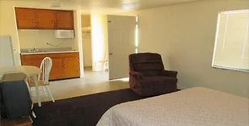 Hotel Topaz And Suites 2*